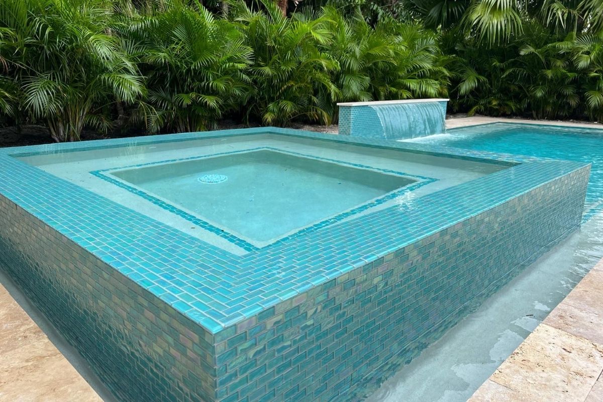 pool-construction-highland-beach